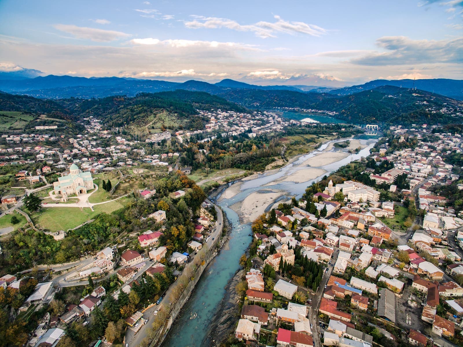 Kutaisi — სადაც ვქმნით და ვმართავთ მცირე ბიზნესის საიტებს